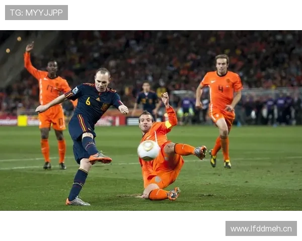 克罗斯与伊涅斯塔在组织核心上的传球倾向分化与体系驱动趋势