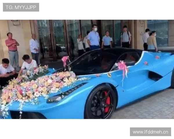 贝林厄姆买了俩豪车，结果连钥匙都没时间摸一摸？